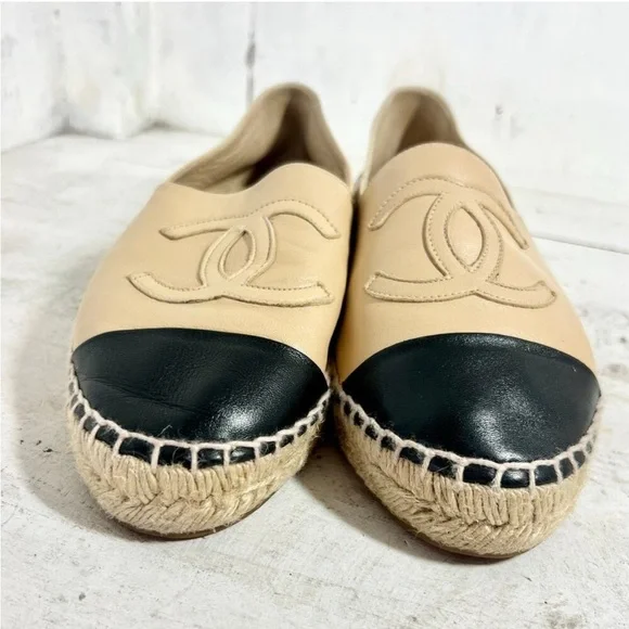 Chanel Lambskin Leather Cap Toe Espadrilles Loafer Flat Beige/Black Women's 37 - Picture 1 of 9